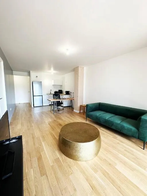 Charme Parisien Neuf Et Cosy Apartment 0*, Paris