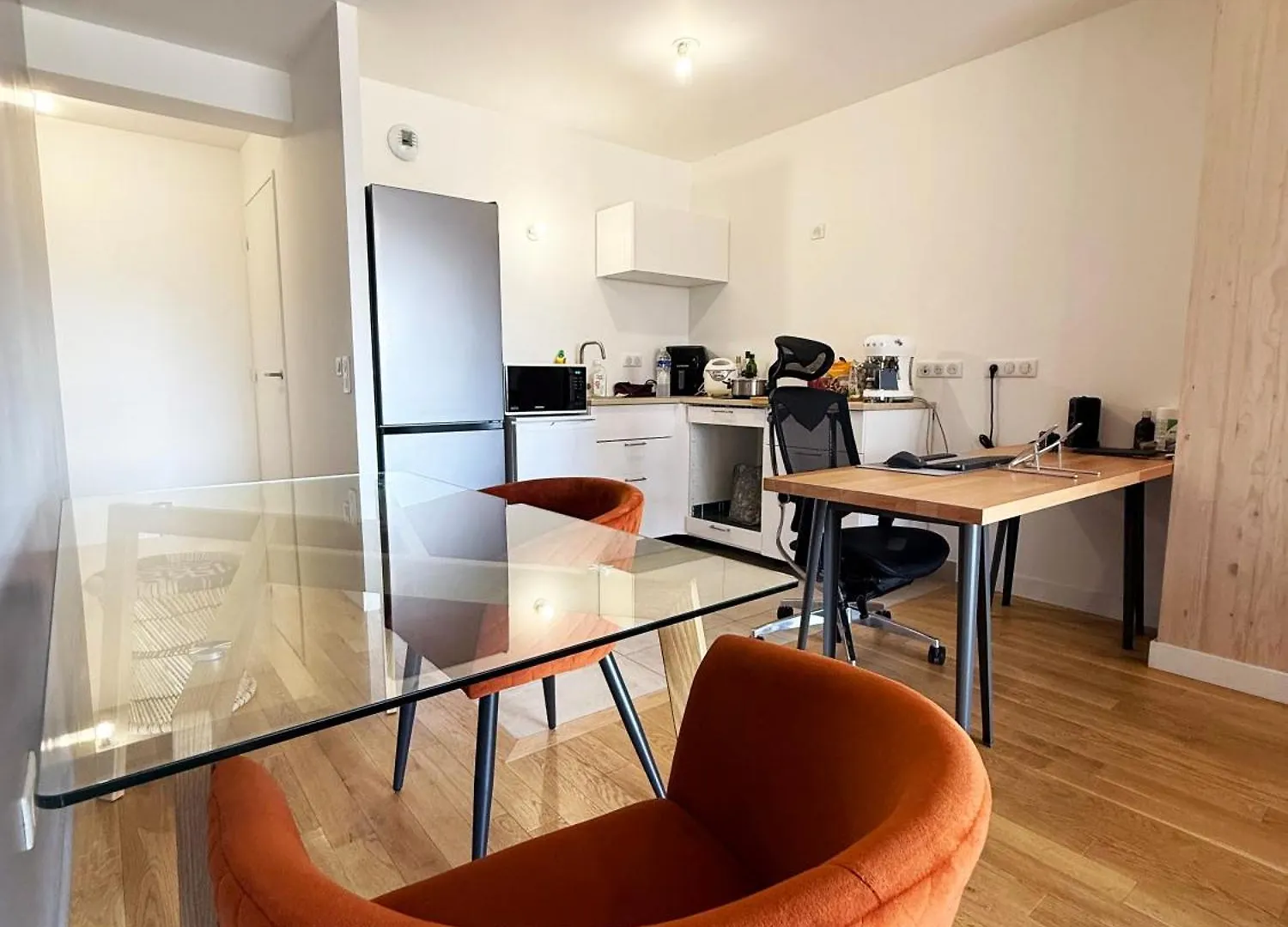 Charme Parisien Neuf Et Cosy Apartment  Paris